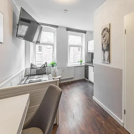 2 Lh 6-zimmer-apartments *