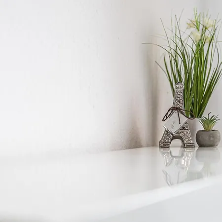 2 Lh 6-zimmer-apartments Halle (Saale)